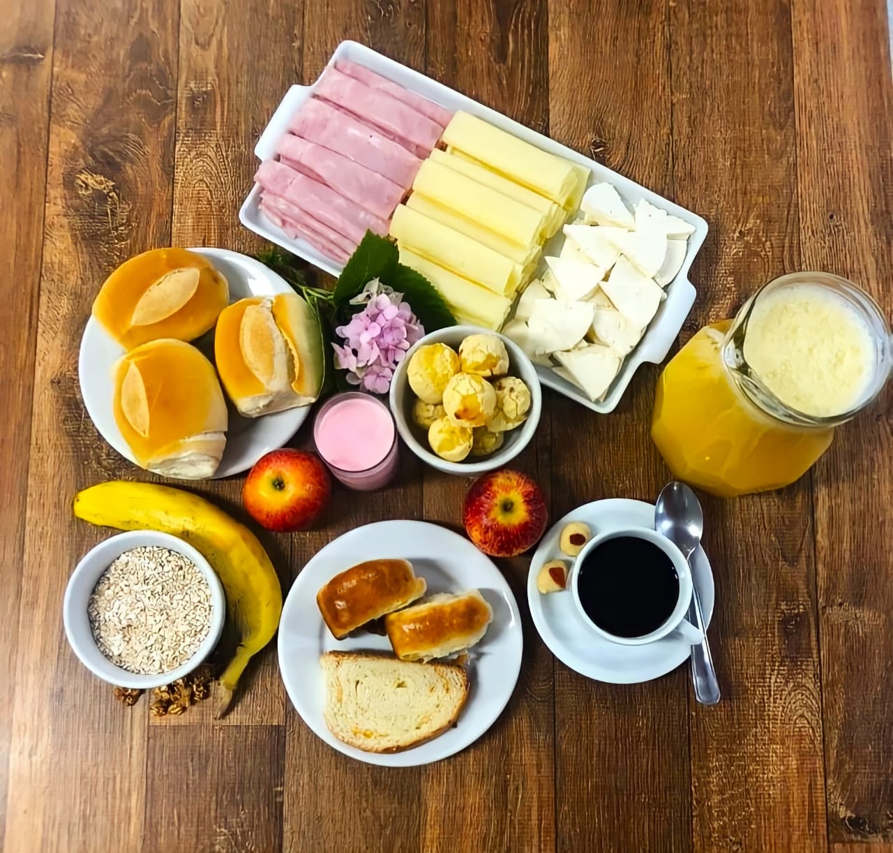 Café da Manhã - Villa do Éden